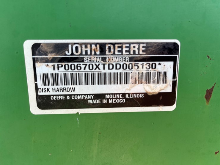 2013-john-deere-670-image-12
