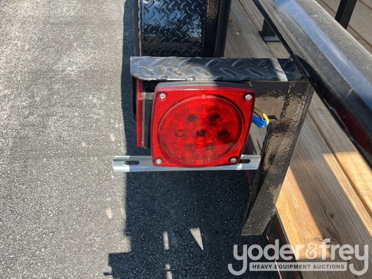 unused-double-a-trailers-83-x-16-t/a-3500#-7000-gvwr,-36"-quite-aire-fan-w/-auto-low-water-cut-off,-250gal-water-tank,-mounted-bench-on-each-side-image-33