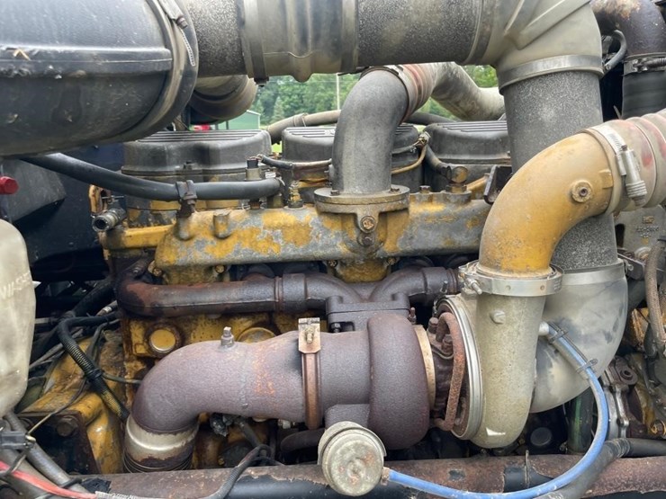 1999-peterbilt-379-image-24