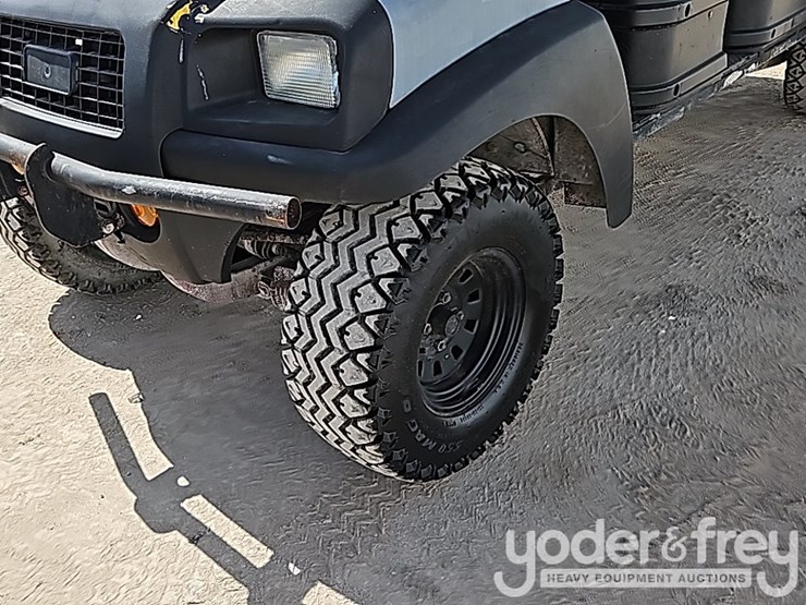 2019-club-car-carryall-1700-image-9