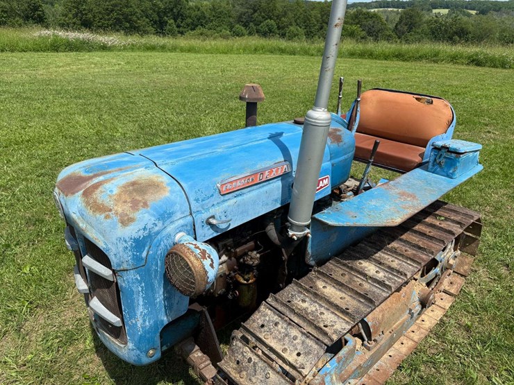 fordson-dexta-image-9