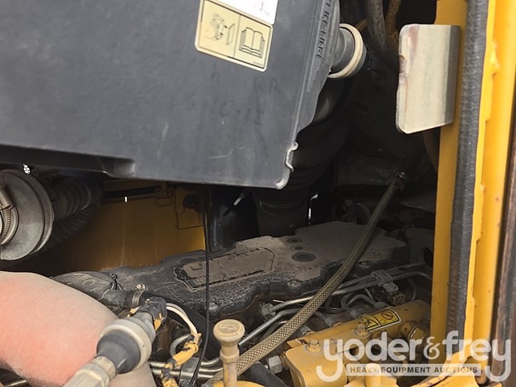 2008-caterpillar-d6n-lgp-image-40