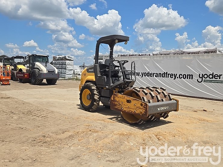 2017-volvo-sd45b-image-7