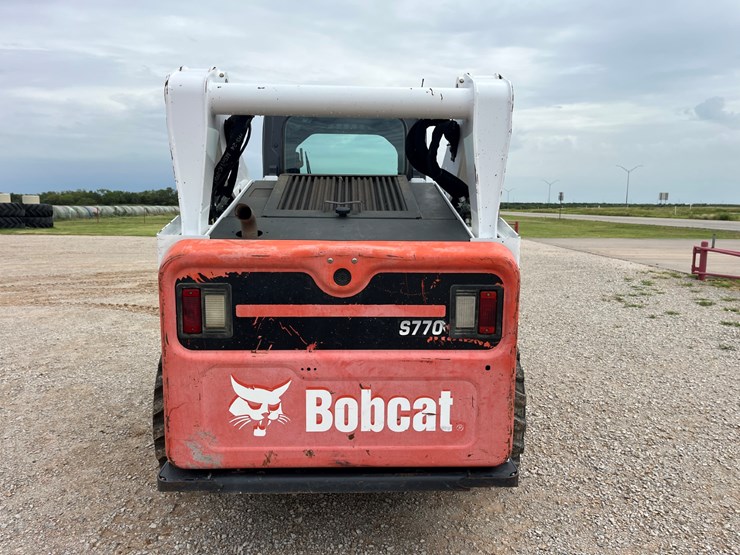2015-bobcat-s770-image-8