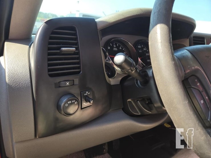 2008-chevrolet-silverado-2500hd-image-22