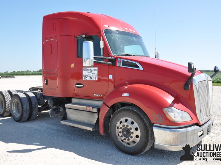 2019-kenworth-t680-image-3