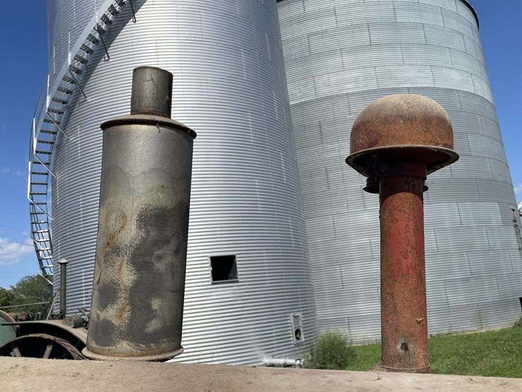 massey-harris-55-image-11