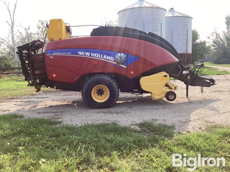 new-holland-big-baler-330-image-4