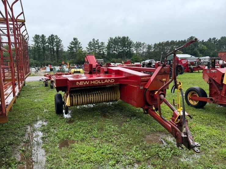 new-holland-310-image-2