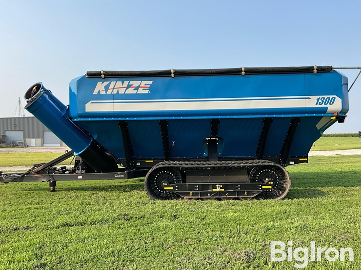 2017-kinze-1300-image-8