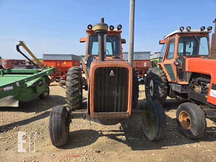 allis-chalmers-7010-image-2