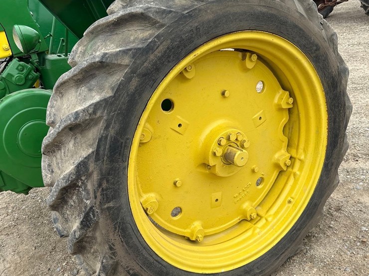 1979-john-deere-530-image-6