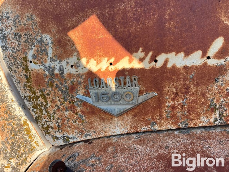 1965-international-grain-truck-image-12