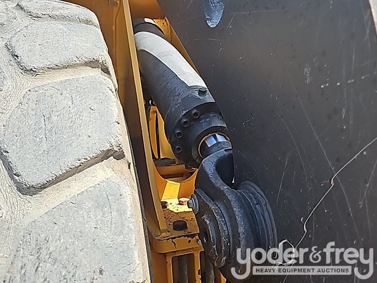 2018-volvo-l110h-image-24