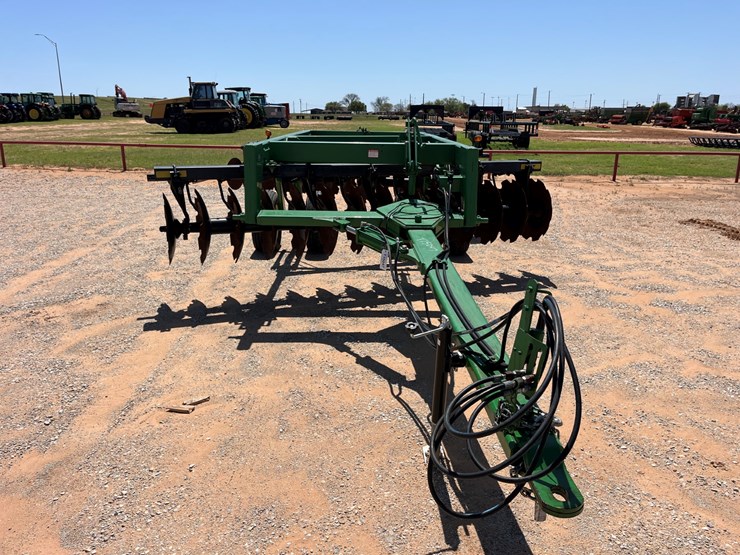 2013-john-deere-670-image-3