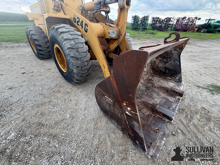deere-624g-image-17