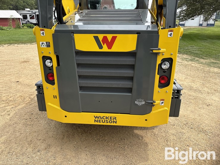 2024-wacker-neuson-sw21-skid-steer-image-14