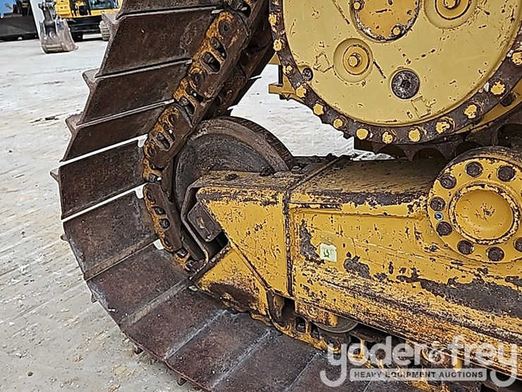 2019-caterpillar-d6n-lgp-image-19