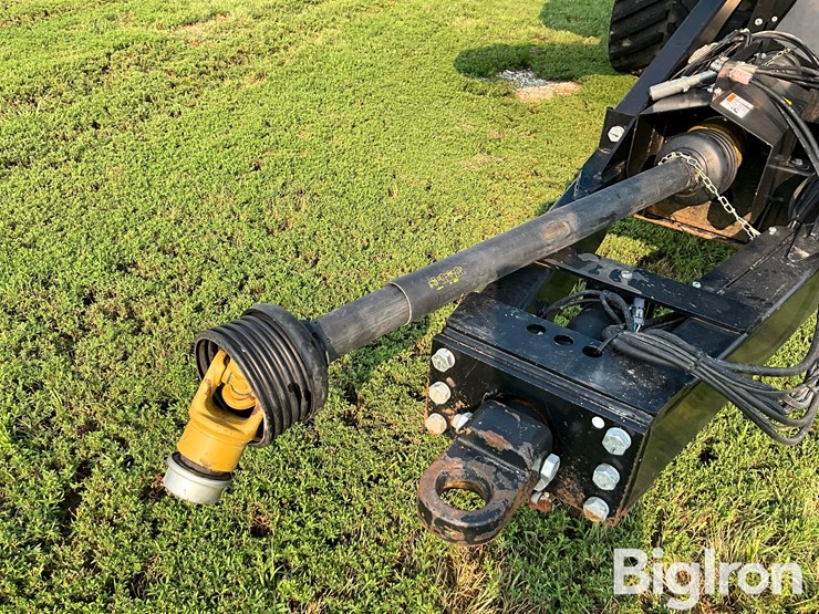 2017-kinze-1300-image-10