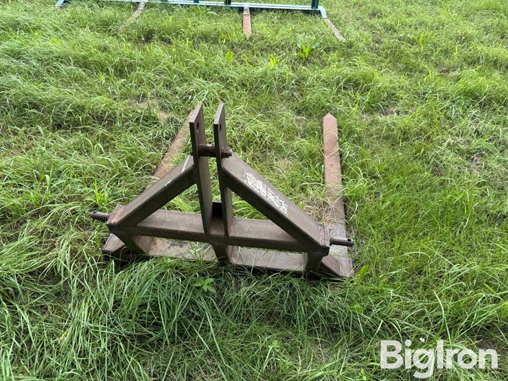 3-pt-bale-mover-image-2