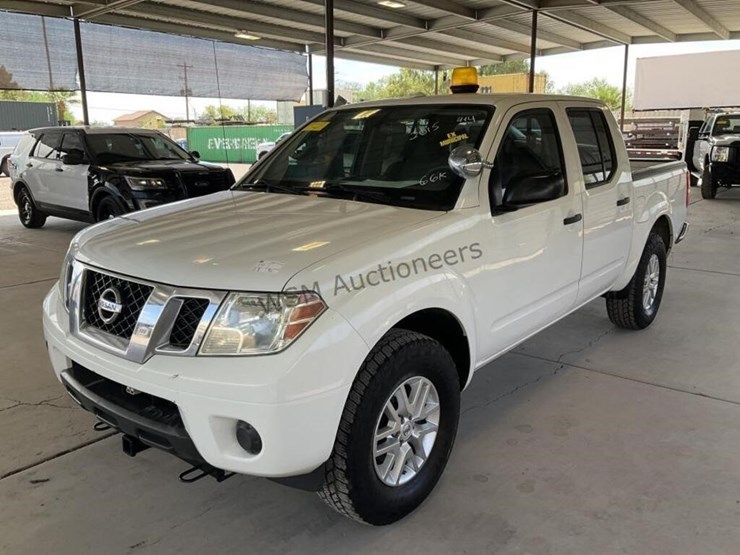 2015-nissan-frontier-image-4