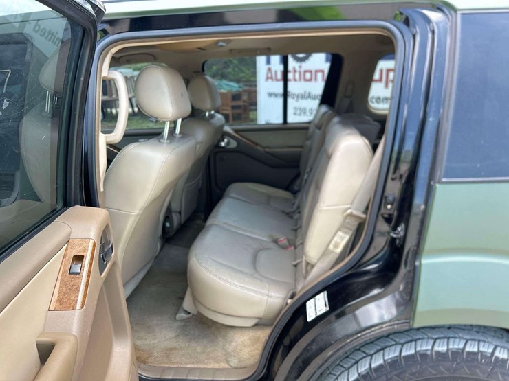 2005-nissan-pathfinder-image-15