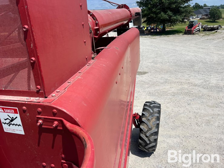 1991-case-ih-1680-image-17