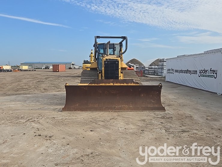 2008-caterpillar-d6n-lgp-image-8
