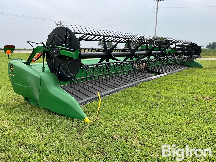 2017-john-deere-640fd-image-3