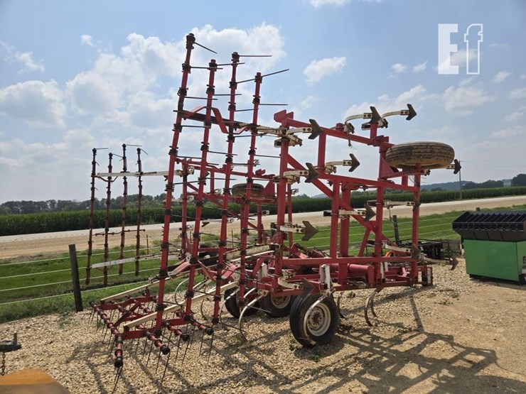 wil-rich-field-cultivator-3837-image-8