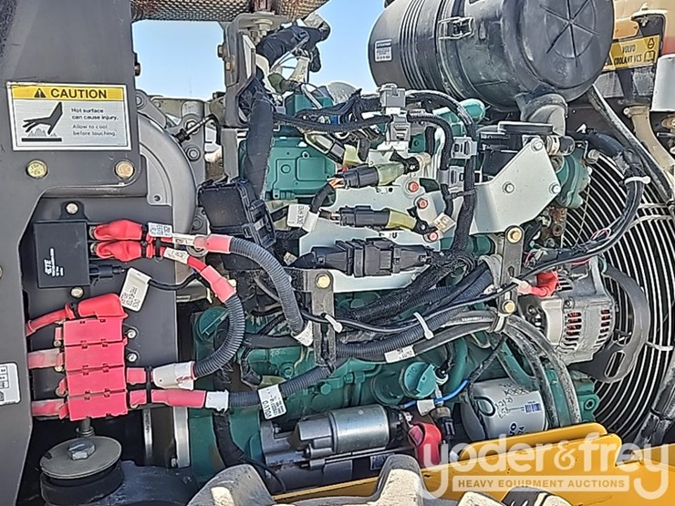 2017-volvo-sd45b-image-23