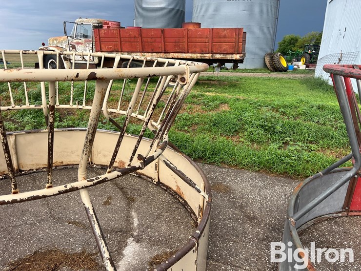 bale-feeders-image-12