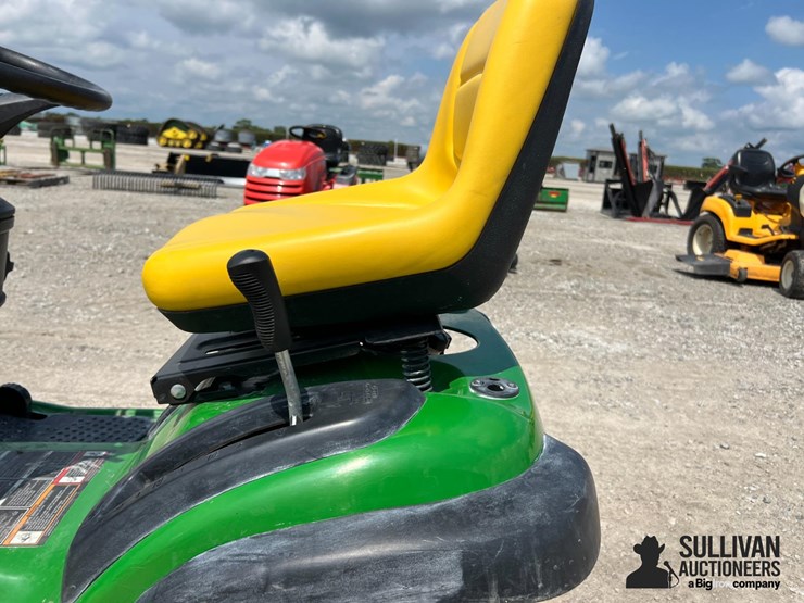 john-deere-d130-image-10