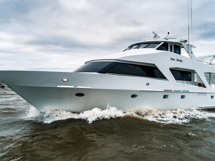 #18-•-2003-breaux-brothers-85'-yacht-|-"come-monday"-image-5