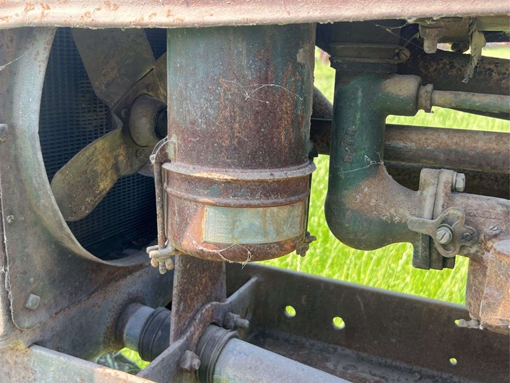 john-deere-model-b-image-51