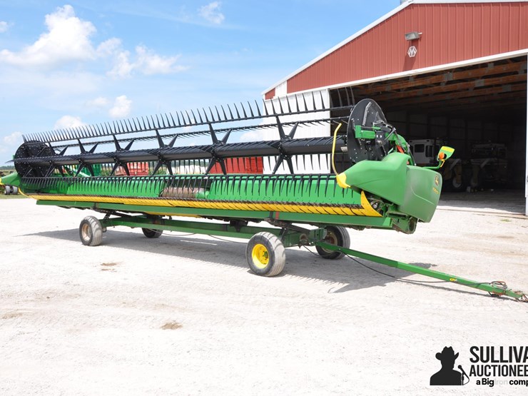 2018-john-deere-635fd-image-1