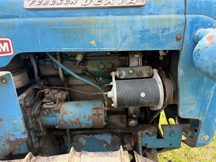 fordson-dexta-image-17