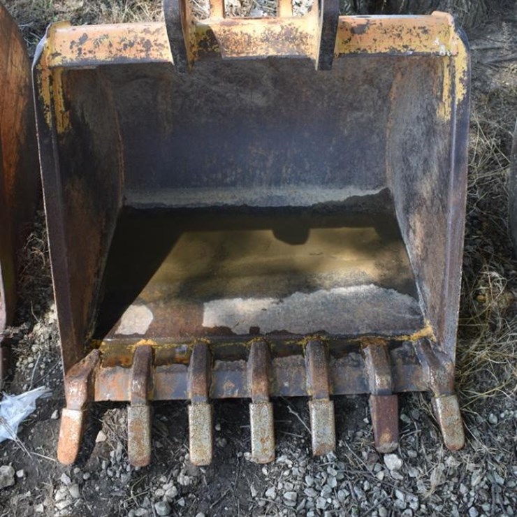 Bucket, Trenching EXCAVATOR BUCKET 44088