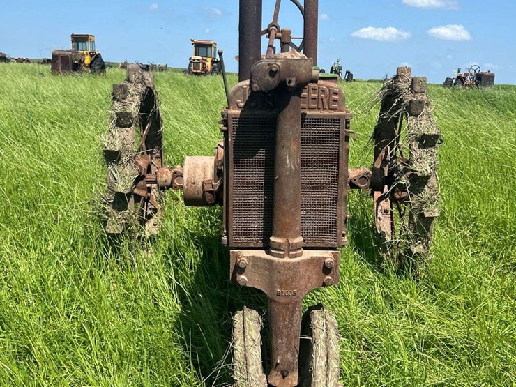 john-deere-model-b-image-8