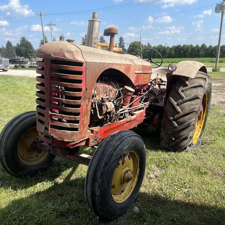 MASSEY-HARRIS 55