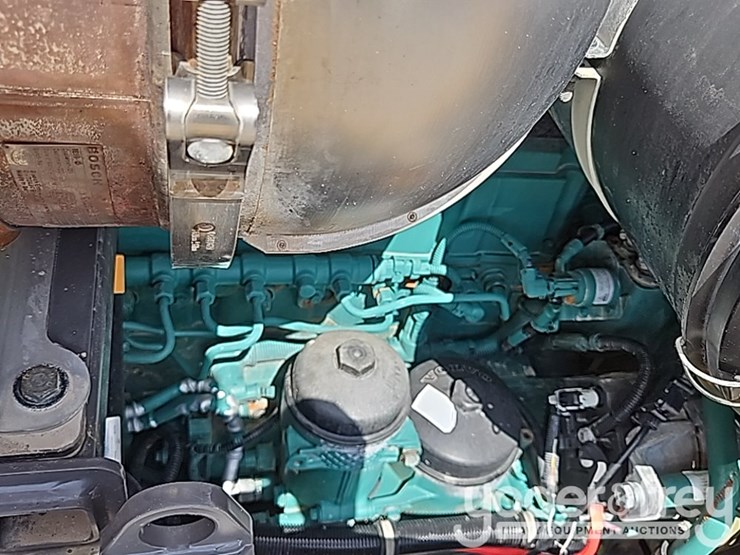 2014-volvo-l110h-image-40