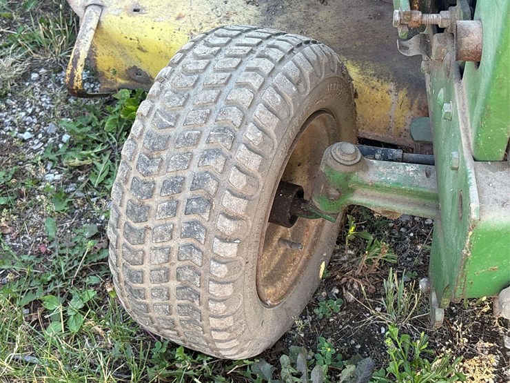 john-deere-112-image-16