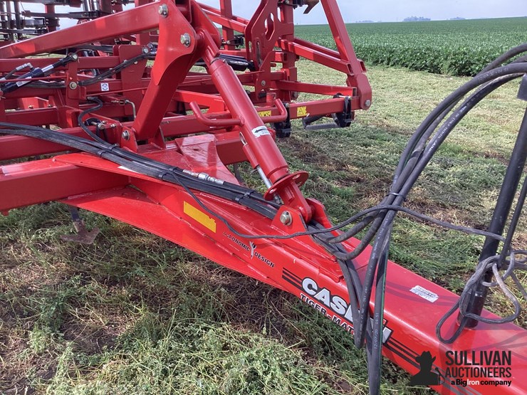 2017-case-ih-255-image-14