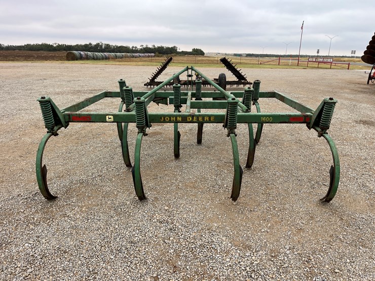 john-deere-1600-image-5