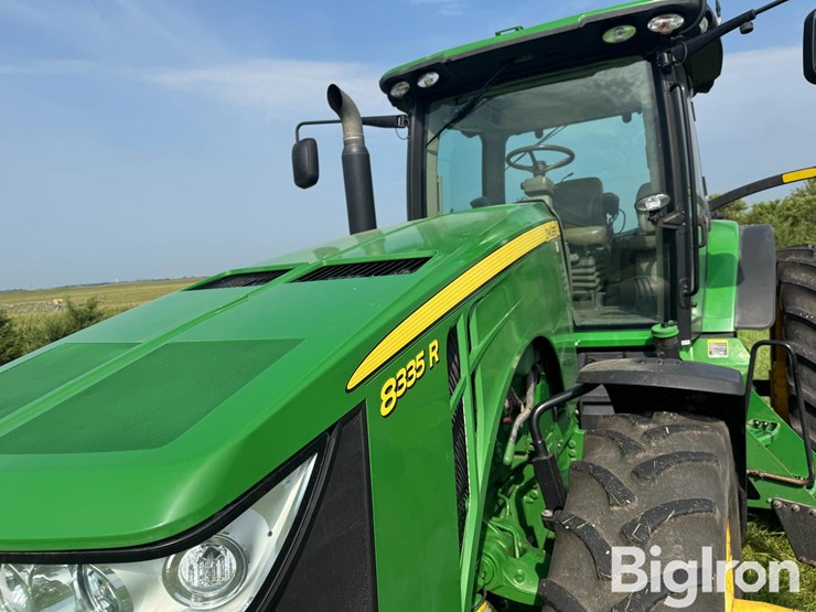 2013-john-deere-8335r-image-14