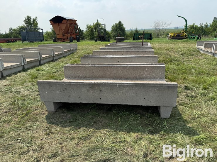 concrete-h-bunks-image-5