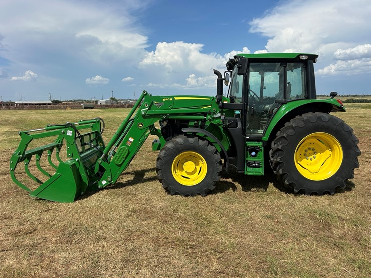 2023-john-deere-6120m-image-2