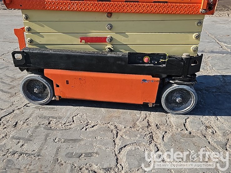 jlg-1932r-image-7