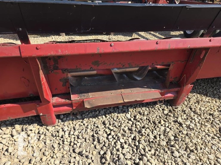 case-ih-1063-image-6