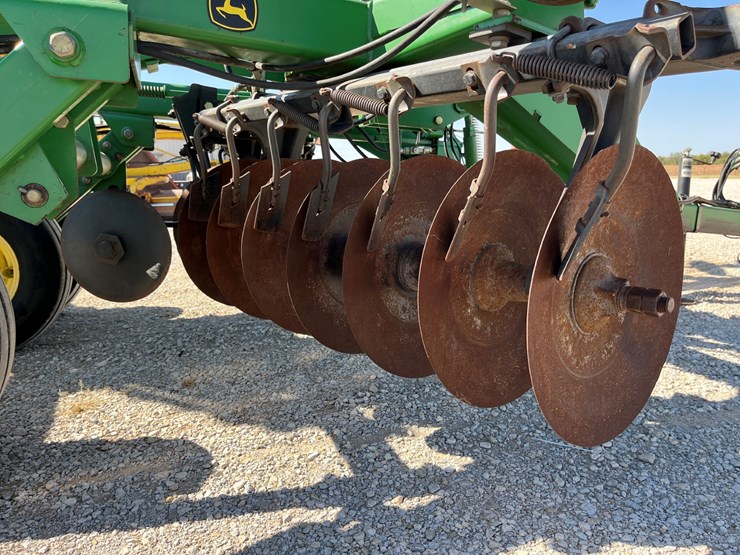 2005-john-deere-637-image-5